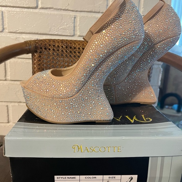 Super hot shoes - Picture 8 of 11